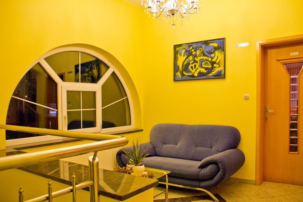Guesthouse Jug Blato Екстериор снимка