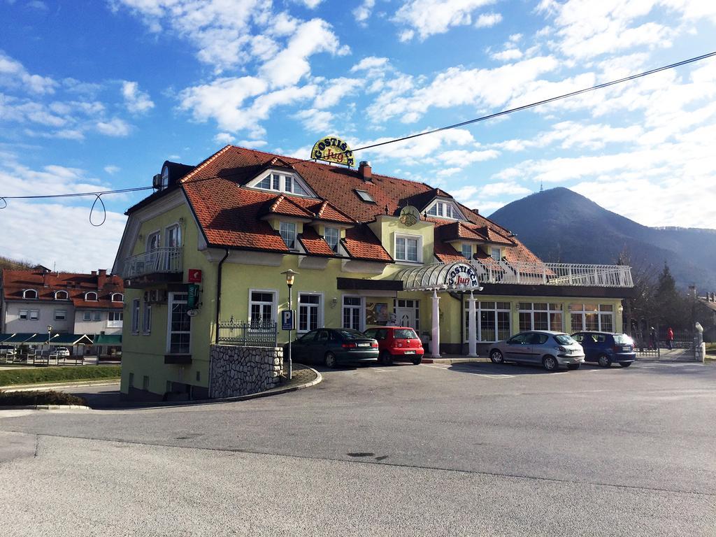 Guesthouse Jug Blato Екстериор снимка